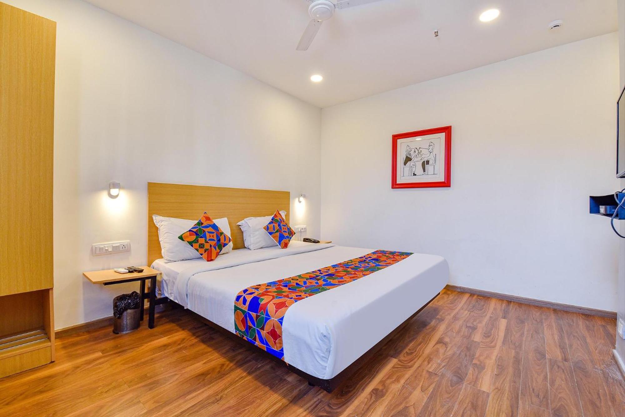 אחמדאבאד Fabhotel Ny Townhouse מראה חיצוני תמונה