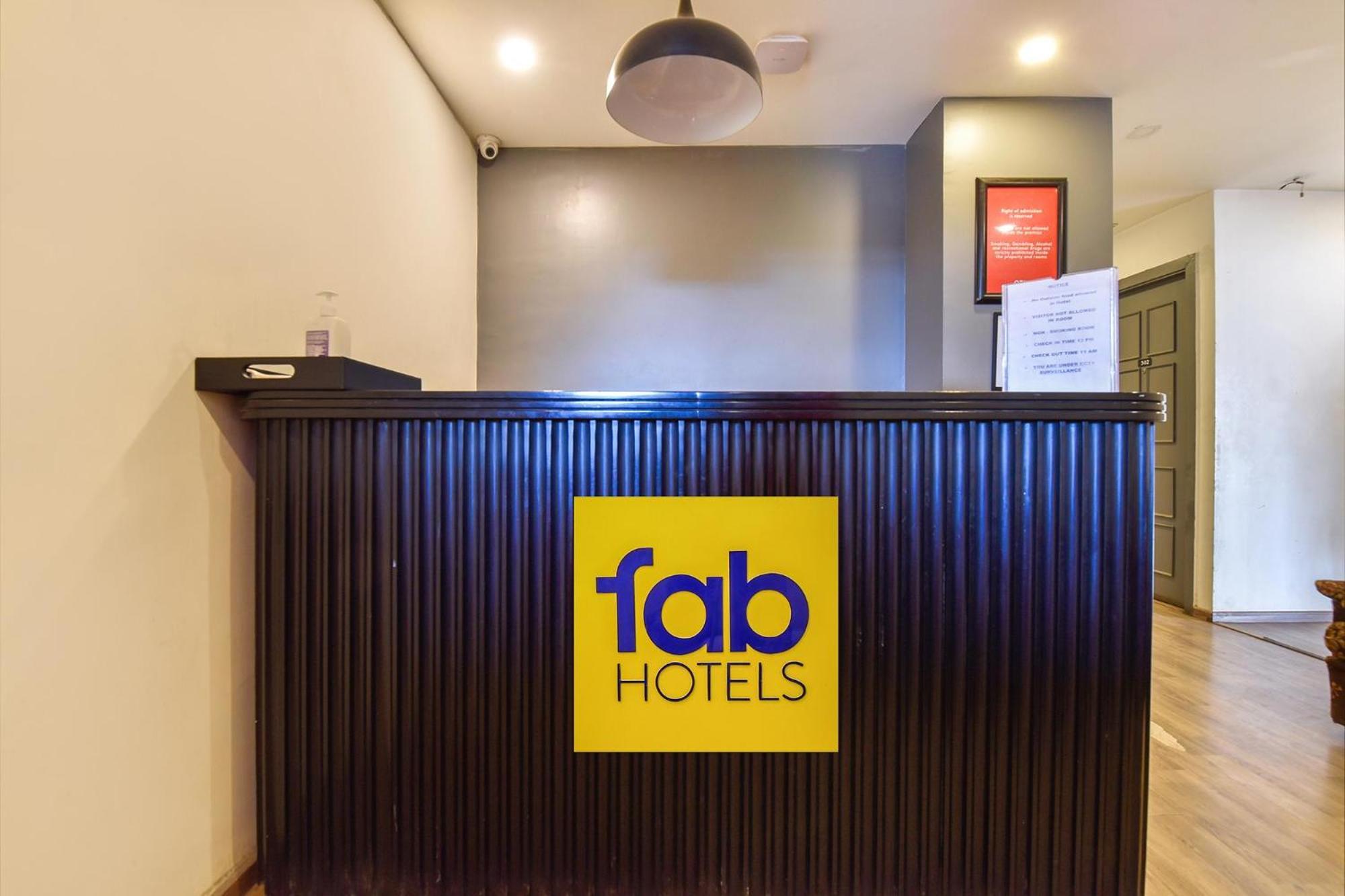 אחמדאבאד Fabhotel Ny Townhouse מראה חיצוני תמונה