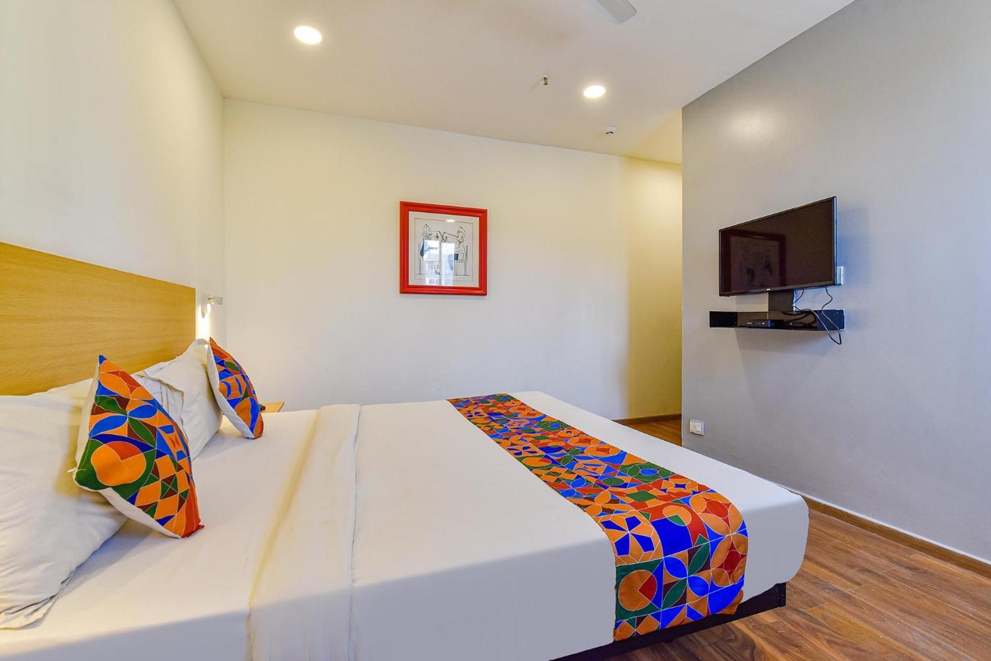אחמדאבאד Fabhotel Ny Townhouse מראה חיצוני תמונה